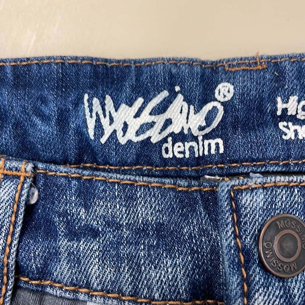 MOSSIMO HIGH RISE SHORT SHORT - Picture 4 of 7